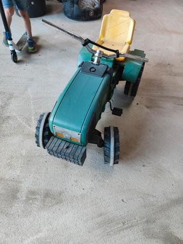 Traktor met scooter stuur beschikbaar voor biedingen