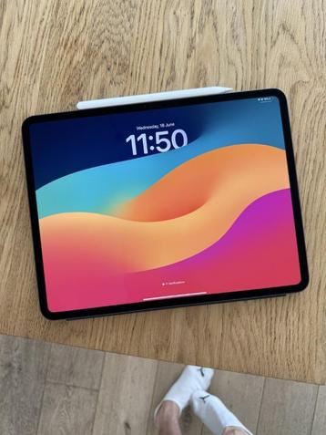 iPad Pro 13" M4 256GB + Apple Pencil Pro + Apple Smart Folio beschikbaar voor biedingen