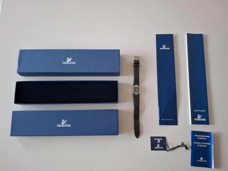 Swarovski horloge, Bijoux, Sacs & Beauté, Montres | Femmes, Comme neuf, Montre-bracelet, Enlèvement