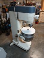 Mélangeur batteur +accessoires saucisse tomates ext, Enlèvement