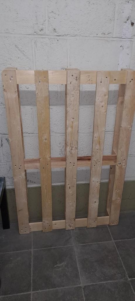 Palette Sapin brut 120x80cm 13,2 état comme neuf à saisir ↙️, Doe-het-zelf en Bouw, Hout en Planken, Zo goed als nieuw, Pallet