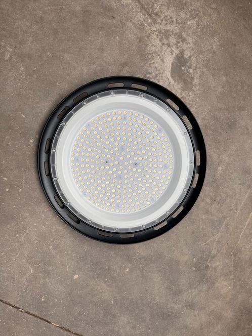 Led verlichting UFO PRO, Doe-het-zelf en Bouw, Bouwverlichting, Nieuw, 50 tot 200 watt, Ophalen of Verzenden