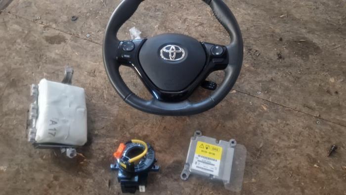 Set de airbag d'un Toyota Aygo, -, 3 mois de garantie, Toyota, Utilisé