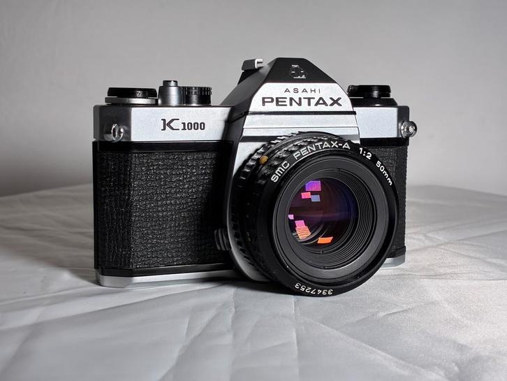 Pentax K1000 met SMC Pentax-A 50mm F2 in nieuwstaat, Audio, Tv en Foto, Fotocamera's Analoog, Zo goed als nieuw, Spiegelreflex