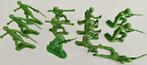 Set de 12 soldats américains verts, plastique, WWII, vintage, Plus grand que 1:35, Personnage ou Figurines, Utilisé, Enlèvement ou Envoi