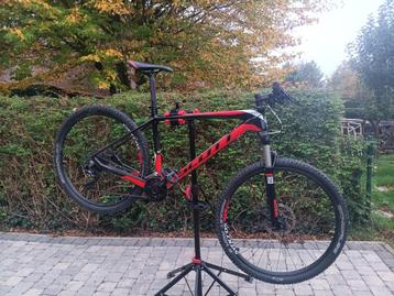 Mountainbike Scott Disc Full carbon beschikbaar voor biedingen
