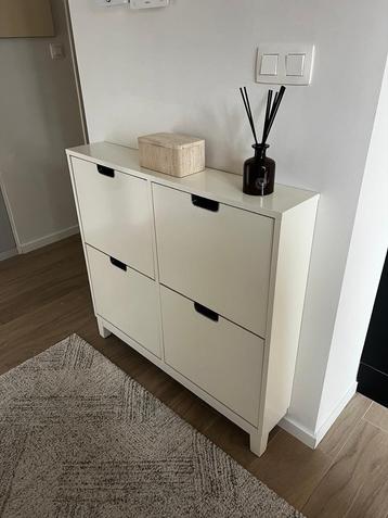 Schoenenkast (Ikea) beschikbaar voor biedingen