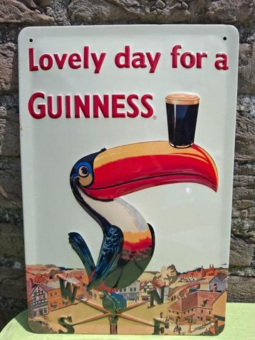 Reclamebord Guinness Toucan beschikbaar voor biedingen