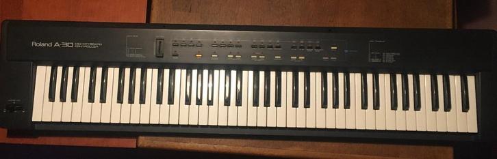 Roland A-30 midi keyboard controller, Muziek en Instrumenten, Midi-apparatuur, Gebruikt, Ophalen of Verzenden