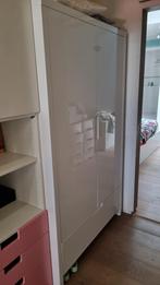 glanzend wit gelakte kast en commode, Kinderen en Baby's, Ophalen, Gebruikt