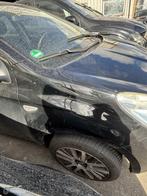 Voorscherm rechts zwart Hyundai i20 I ('08-'14), Gebruikt, Ophalen of Verzenden, Hyundai, Hyundai