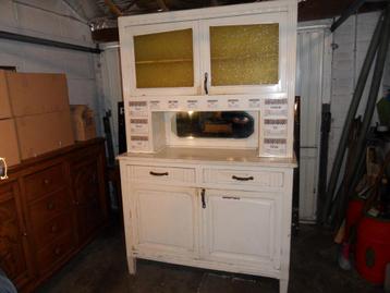 Rare Ancien Buffet de Cuisine avec tiroirs en faïence disponible aux enchères