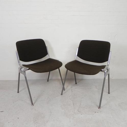 Set van 2 Castelli Dsc Axis 106 stoelen door Giancarlo Piret, Antiek en Kunst, Antiek | Meubels | Stoelen en Sofa's, Verzenden
