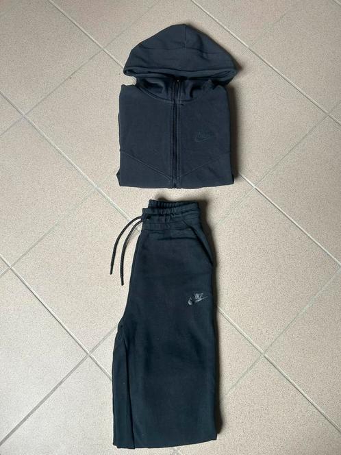 nike tech zwart, Kleding | Dames, Sportkleding, Zo goed als nieuw, Overige typen, Maat 34 (XS) of kleiner, Zwart, Verzenden