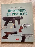 Livre : revolvers et pistolets, Enlèvement ou Envoi, Comme neuf, Général