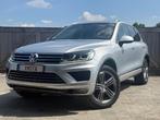 Volkswagen Touareg 3.0 TDI V6 R-Line, Auto's, Volkswagen, Automaat, Leder, Bedrijf, 193 kW