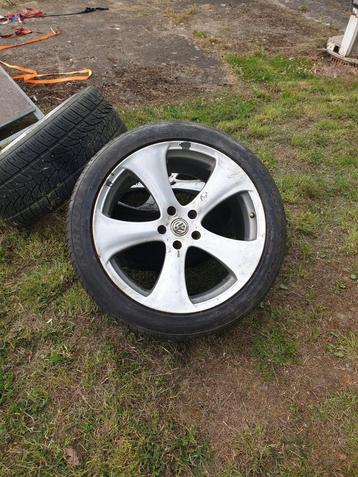 Jantes touareg caractère d'origine 5x120 20"  275 / 40 ZR20  beschikbaar voor biedingen