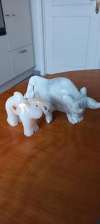 2 marmeren beeldjes., Enlèvement ou Envoi, Comme neuf