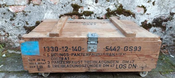 Militair Duitse Munitie kist  (leeg natuurlijk), Hobby en Vrije tijd, Overige Hobby en Vrije tijd, Gebruikt, Ophalen