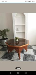 Oriëntal houten ronde Gesneden tafel met getinte glas, Huis en Inrichting, Ophalen, Gebruikt, Glas