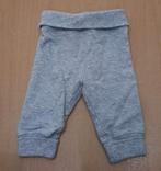 ♧ Grijs broekje met rekker( maat 56), Kinderen en Baby's, Babykleding | Maat 56, Broekje, H&M, Ophalen of Verzenden, Zo goed als nieuw