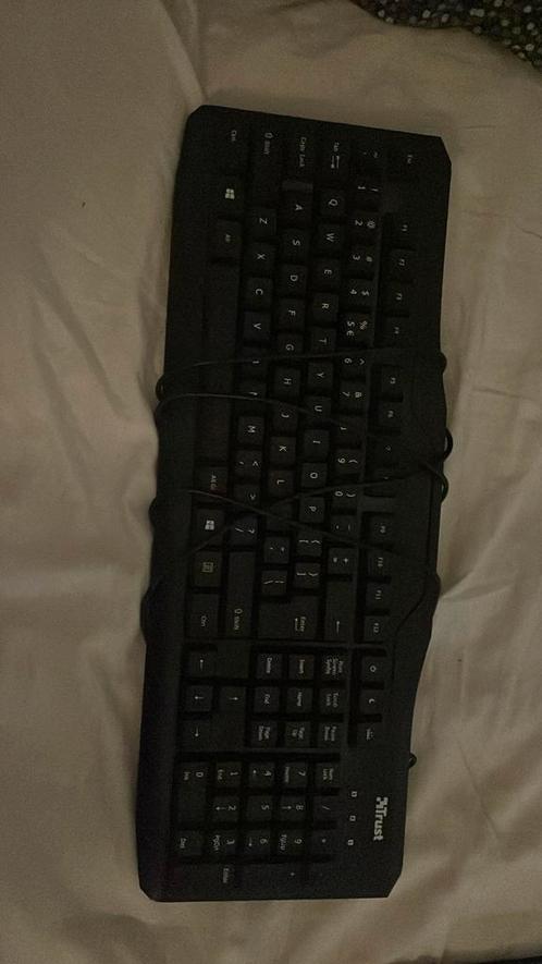 Trust bekabeld toetsenbord – werkt perfect!, Computers en Software, Toetsenborden, Gebruikt, Qwerty, Bedraad, Gaming toetsenbord