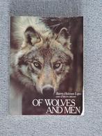 FASCINANT Of Wolves and Men, Livres, Animaux & Animaux domestiques, Utilisé, Enlèvement ou Envoi, Autres espèces