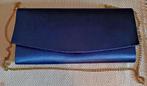 Pochette / sac de soirée vintage en satin bleu nuit + chaîne, Handtassen en Accessoires, Tassen | Damestassen, Ophalen of Verzenden