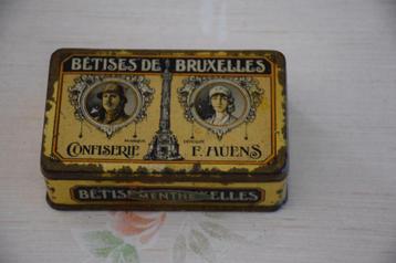 Doos koningshuis Betises de Bruxelles beschikbaar voor biedingen