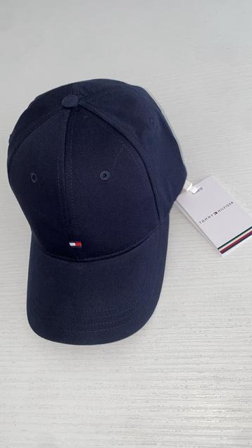 Tommy Hilfiger pet heren beschikbaar voor biedingen