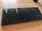 Logitech toetsenbord en touchpad, Computers en Software, Toetsenborden, Ophalen, Zo goed als nieuw