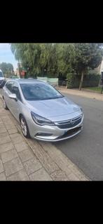 Opel astra sport tourer+, Auto's, Voorwielaandrijving, Navigatiesysteem, Leder en Stof, 5 deurs