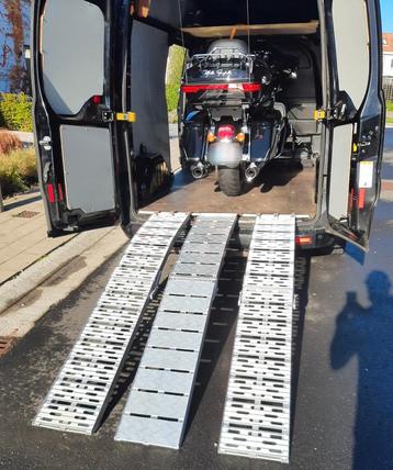 laadmateriaal voor zware motorfietsen beschikbaar voor biedingen