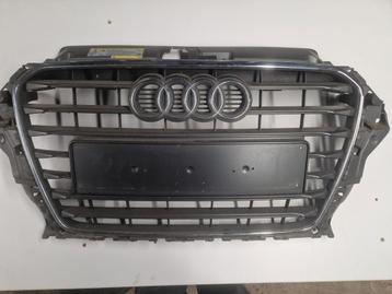 OEM grill Audi A3 8V beschikbaar voor biedingen