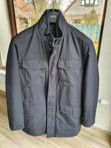 Luxe winterjas Hugo Boss maat 48 beschikbaar voor biedingen