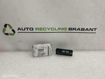 Kentekenplaatverlichting Volkswagen Golf 7 NIEUW 1K8943021C beschikbaar voor biedingen