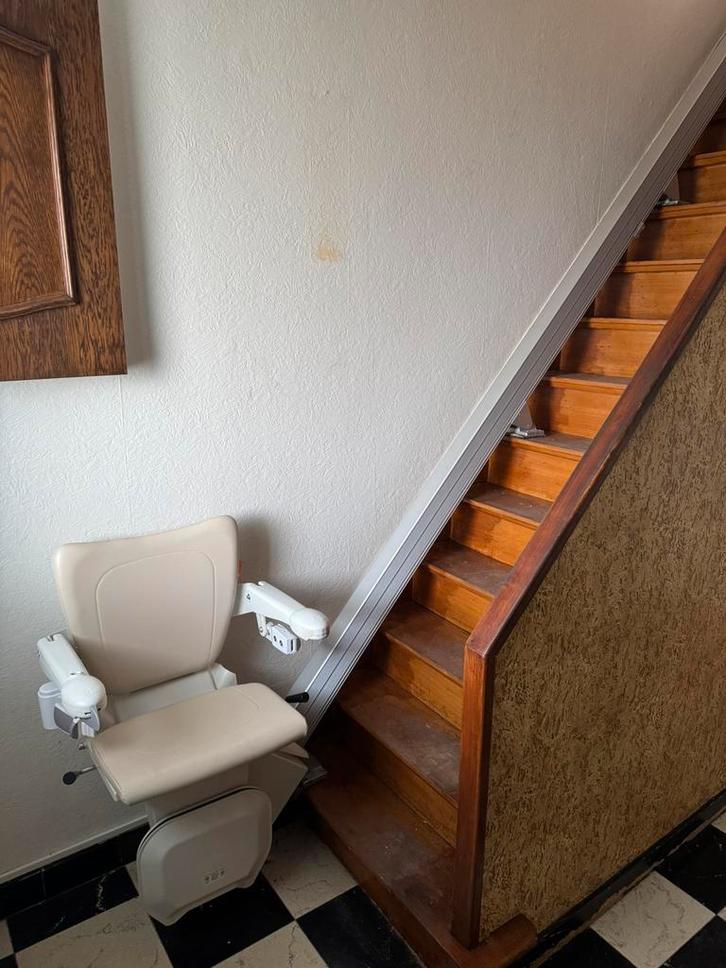 Traplift, Diversen, Trapliften, Zo goed als nieuw, Ophalen