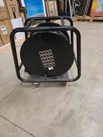 Multie systeem 16 kanalen en 4 out, Enlèvement ou Envoi