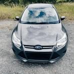 Ford Focus, Auto's, Ford, Stof, https://public.car-pass.be/vhr/a6e9174c-fd90-4382-8504-998ed453adfd, Zwart, 635 kg