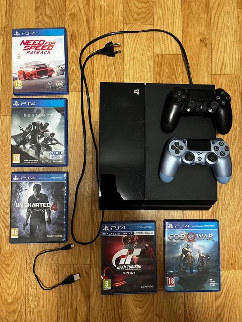 PS4 500 GB ; 2 manettes ; 5 jeux (dont god of war!), Games en Spelcomputers, Spelcomputers | Sony PlayStation 4, Gebruikt, Original