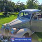 Simca 8 Sedan | 1951 | Route 66 Auctions, Auto's, Oldtimers, Overige merken, Zwart, Bedrijf, Handgeschakeld