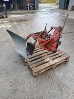 V-ploeg voor kleine tractor, Ophalen, Akkerbouw, Grondbewerking