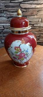Vase vintage avec couvercle en porcelaine, Ophalen