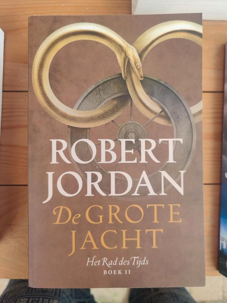 Robert Jordan - De Grote Jacht, Boeken, Fantasy, Zo goed als nieuw, Ophalen of Verzenden