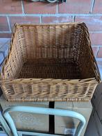 rieten mand -Br 48 cm, D 39- 6 stuks- 15€ per stuk, Huis en Inrichting, Woonaccessoires | Schalen en Manden, Gebruikt, Mand, Vierkant