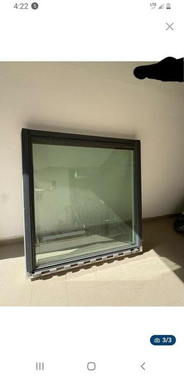 Velux 134x140  beschikbaar voor biedingen