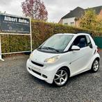 SMART FORTWO CABRIO 0.8 CDI Diesel 40.kw. Boîte Auto. EU5 AC, Auto's, Smart, Automaat, Euro 5, Achterwielaandrijving, Zwart