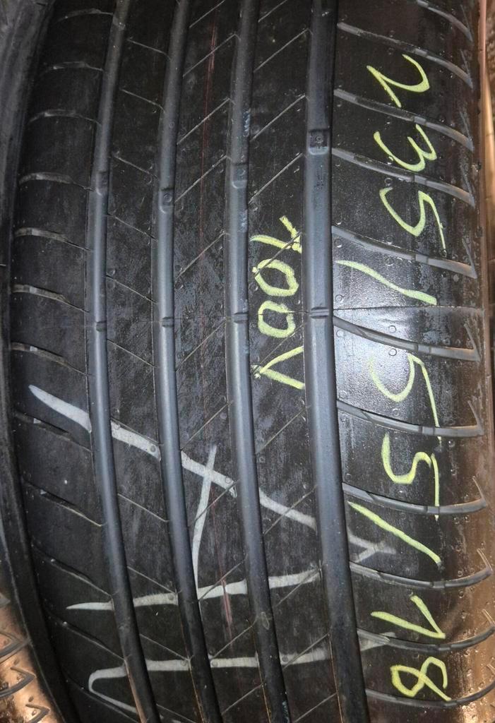 235/55/18, Autos : Pièces & Accessoires, Commande, Enlèvement