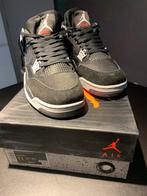 Jordan 4 RETRO SE, Ophalen of Verzenden, Zo goed als nieuw, Schoenen