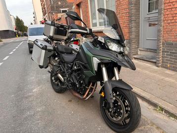 Benelli trk 702 bj 2024 1500km beschikbaar voor biedingen